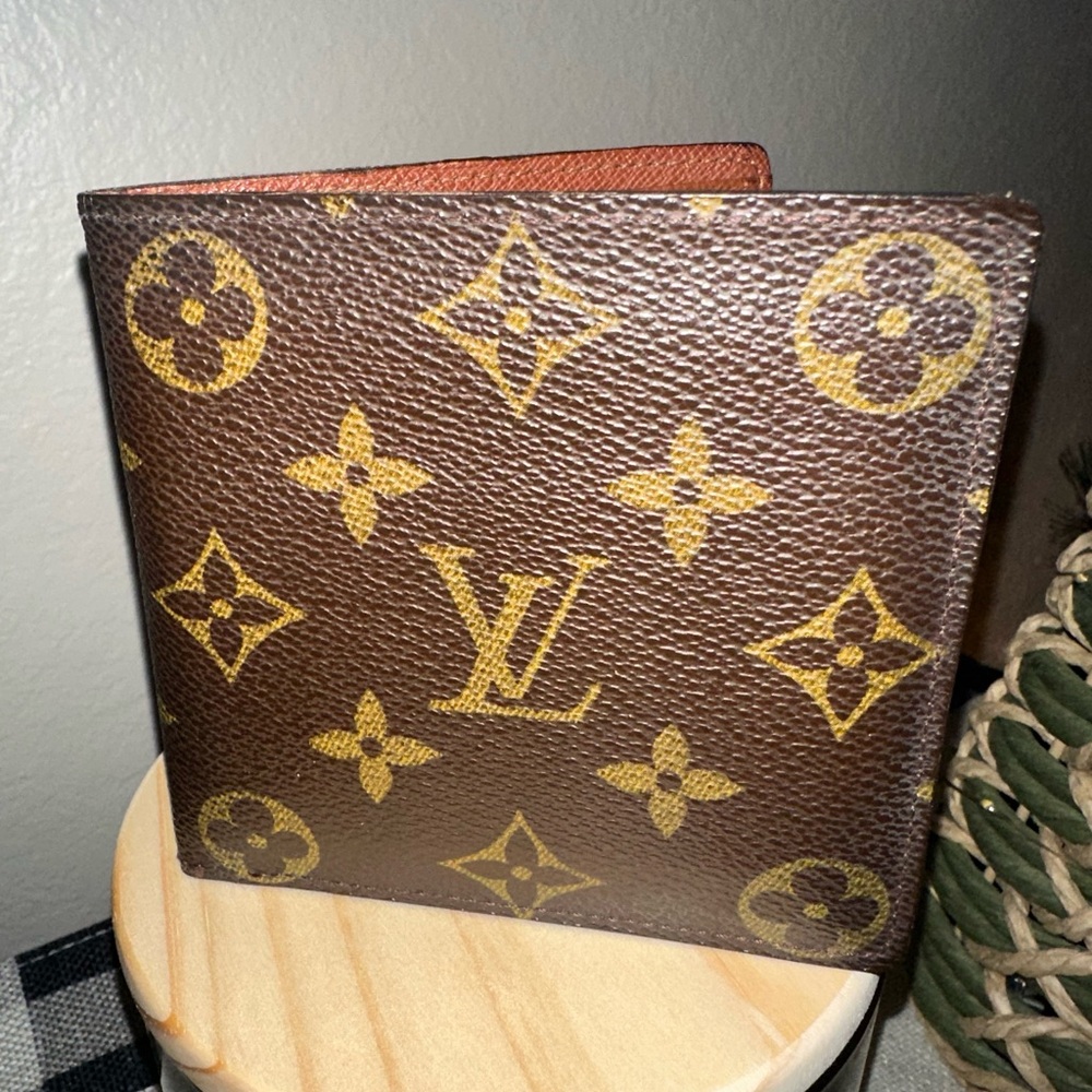 LV Marco Wallet